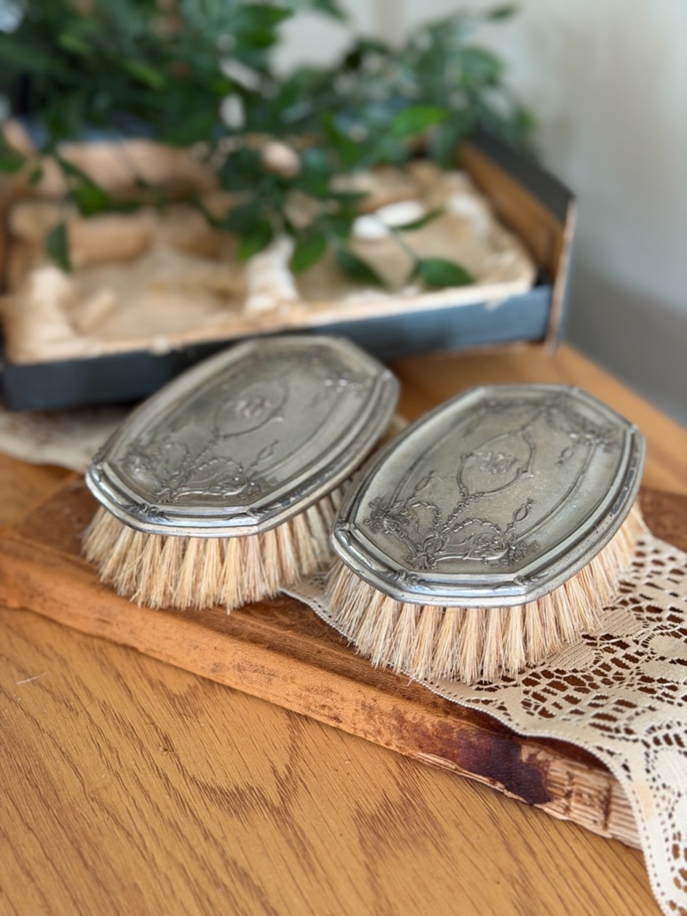Vintage Silver and Brown Brush Set